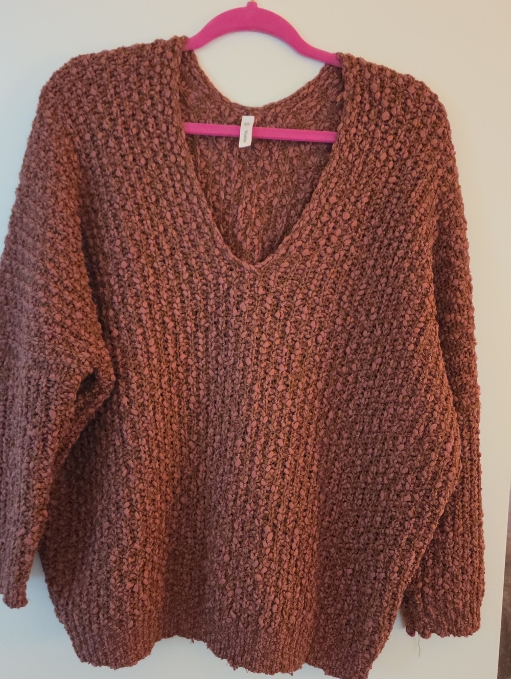Wishlist Cozy V-Neck Chunky Knit Sweater - Rust Brown